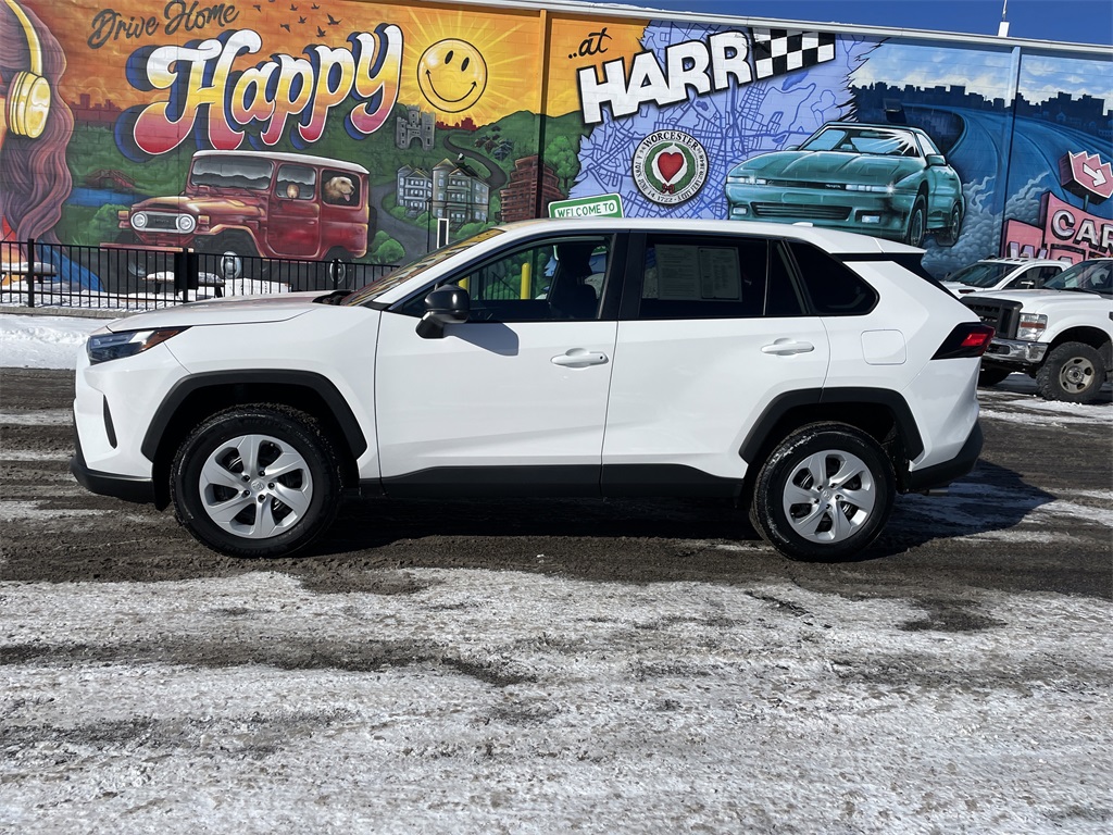 Used 2025 Toyota RAV4 LE with VIN 2T3F1RFVXSW528237 for sale in Kansas City