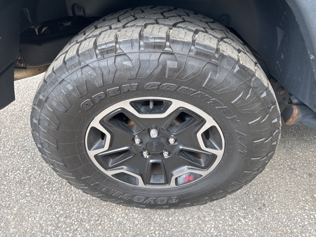 2016 Jeep Wrangler Unlimited Rubicon photo 20