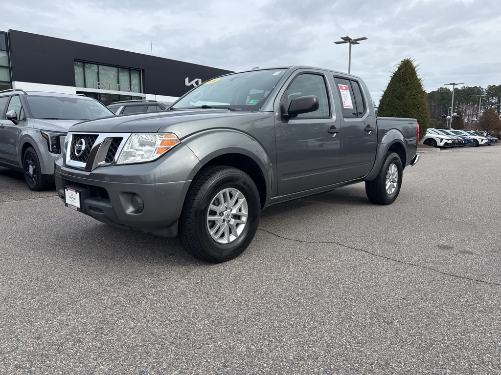 2016 Nissan Frontier SV's photo