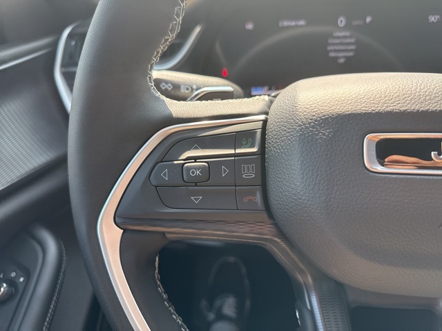 2025 Jeep Grand Cherokee Laredo X photo 17