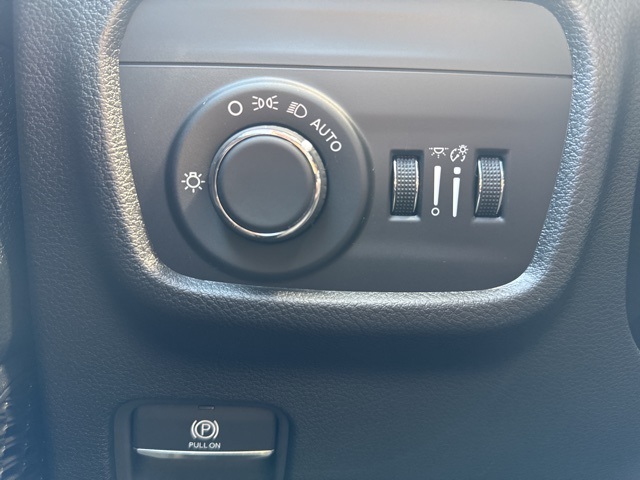 2025 Jeep Grand Cherokee Laredo X photo 22