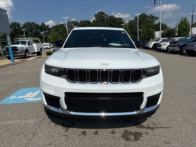 2025 Jeep Grand Cherokee Laredo X photo 5