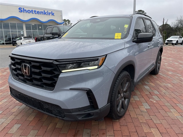 2023 Honda Pilot Sport's photo