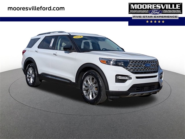 2024 Ford Explorer Limited's photo