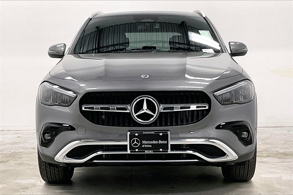 2025 Mercedes Benz GLA 250 4MATIC photo 3