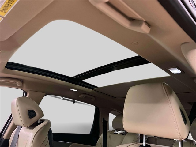 used 2023 Acura MDX car, priced at $41,058