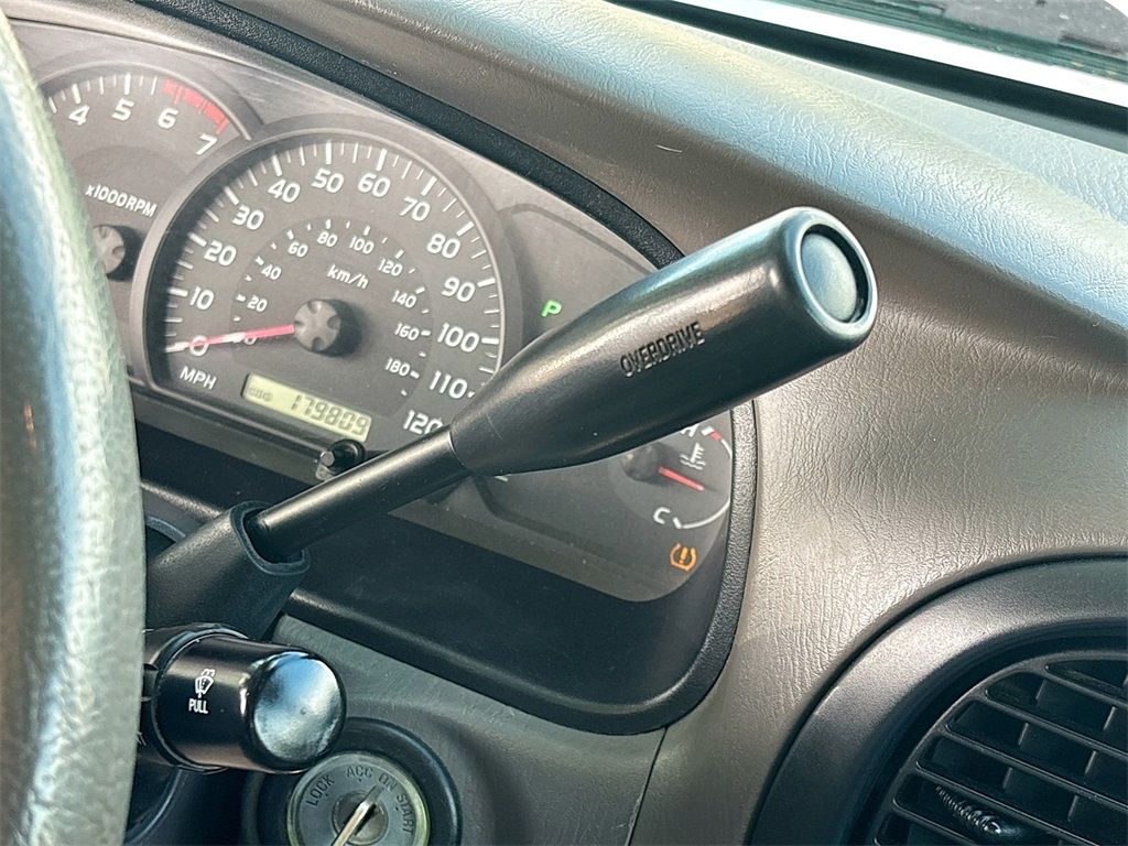 2005 Toyota Tundra SR5 photo 15