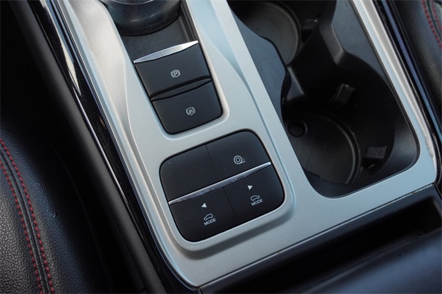 2023 Ford Explorer ST-Line photo 21