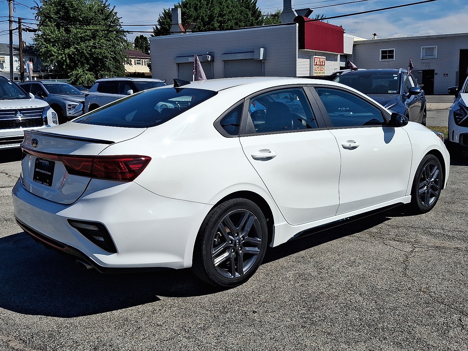 2021 Kia Forte GT-Line photo 7