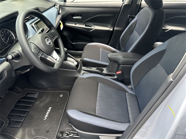 2025 Gray Sky Pearl Nissan Versa 1.6 SV FWD Sedan