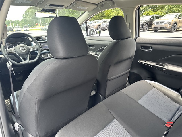 2025 Gray Sky Pearl Nissan Versa 1.6 SV FWD Sedan