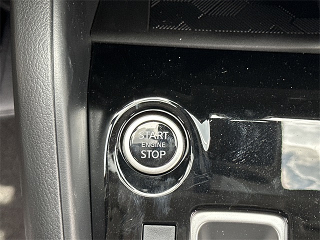 2025 Gray Sky Pearl Nissan Versa 1.6 SV FWD Sedan