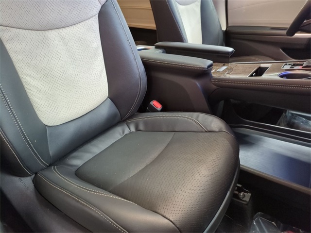 used 2026 Toyota Sienna car, priced at $61,991