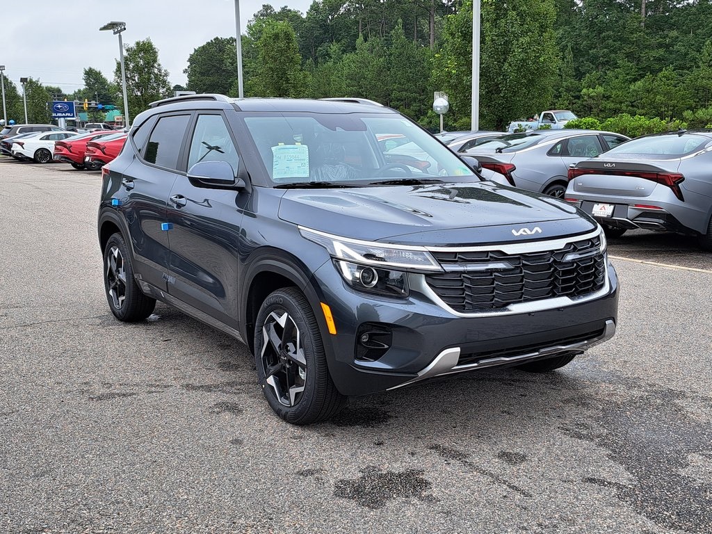 2025 Kia Seltos S SUV AWD 3