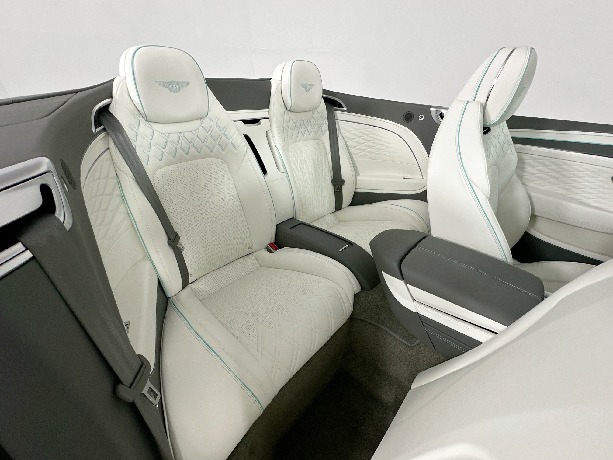 new 2026 Bentley Continental GTC car