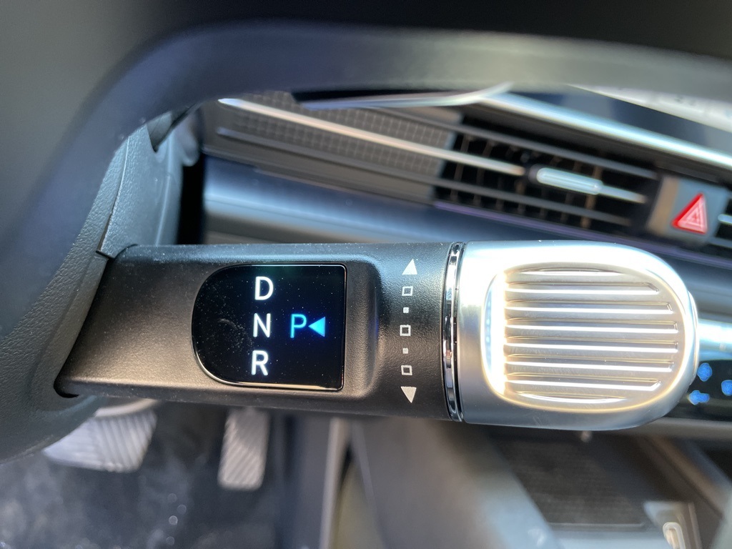IONIQ 6 SEL
