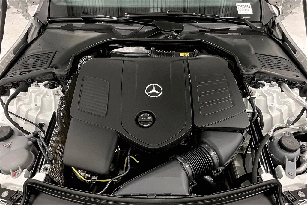 2025 Mercedes Benz C 300 4MATIC photo 15