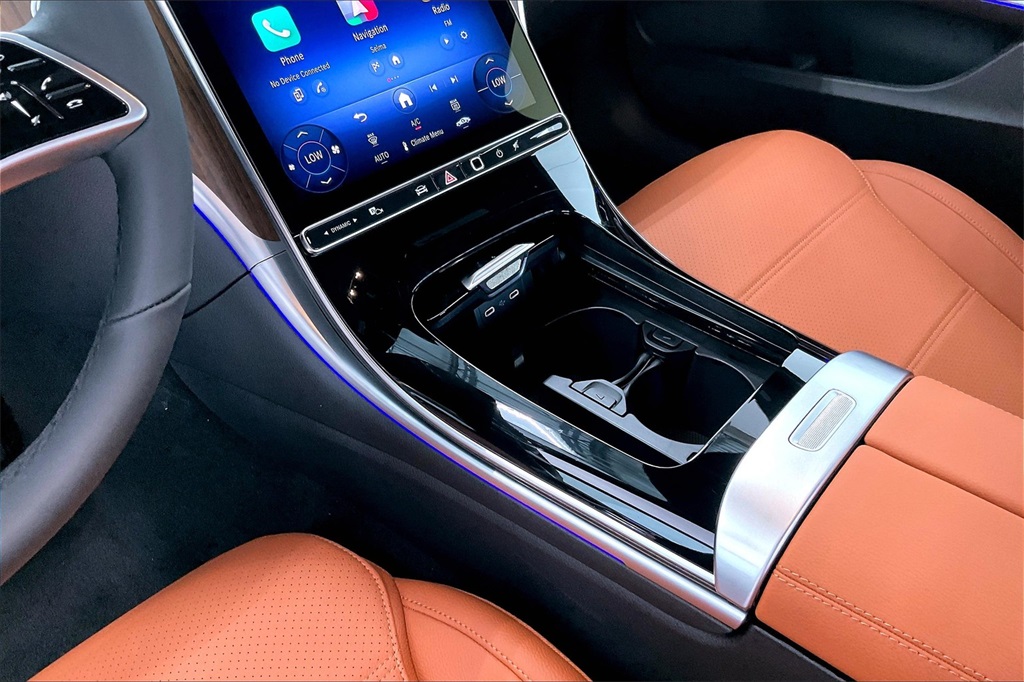 2025 Mercedes Benz C 300 4MATIC photo 7