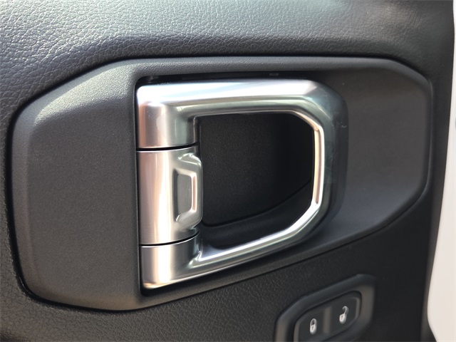 2025 Jeep Gladiator Sport photo 18