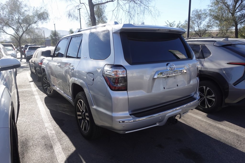 2014 Toyota Tundra SR5's photo