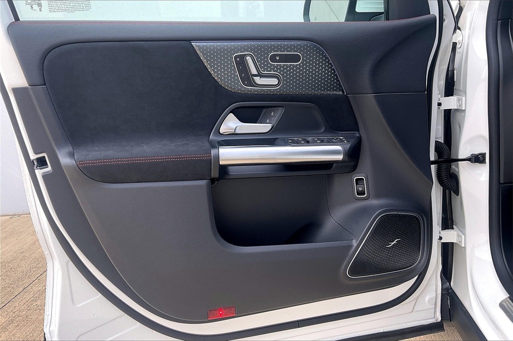 2025 Mercedes Benz GLA AMG 35 4MATIC photo 10