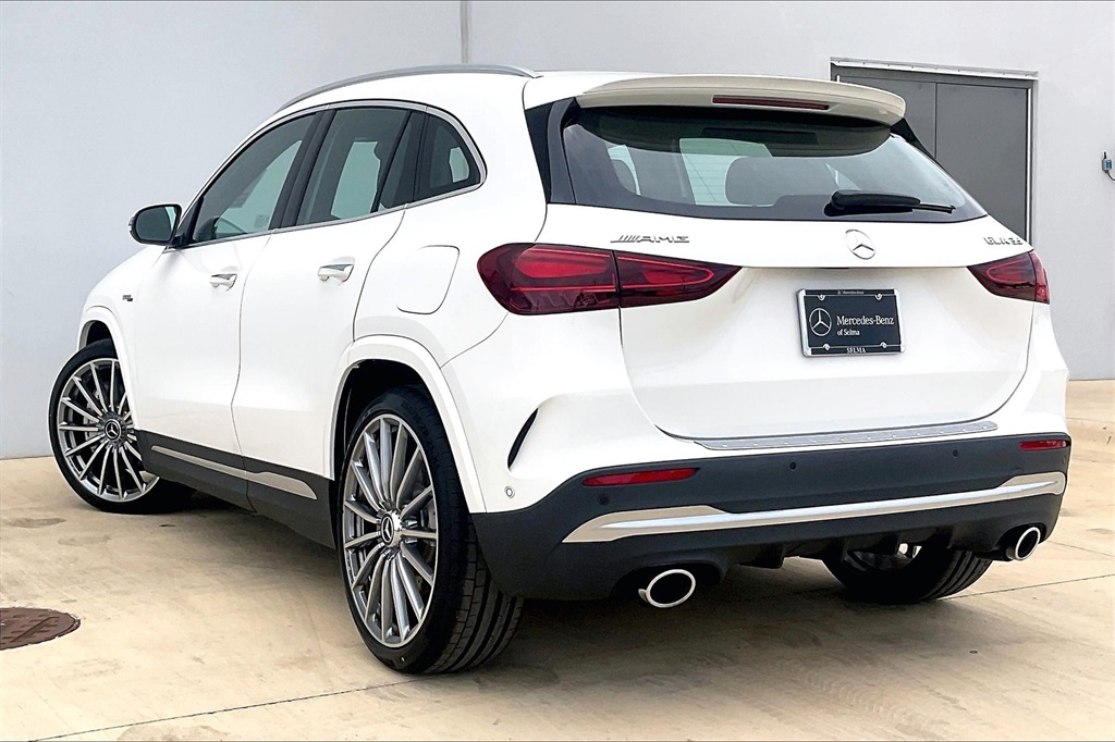 2025 Mercedes Benz GLA AMG 35 4MATIC photo 12