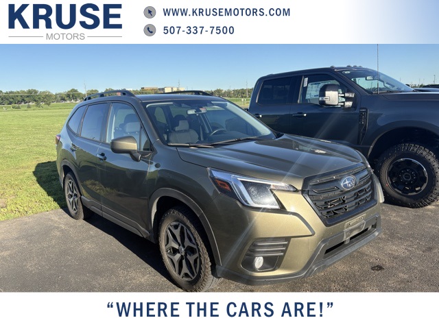 2023 Subaru Forester Premium