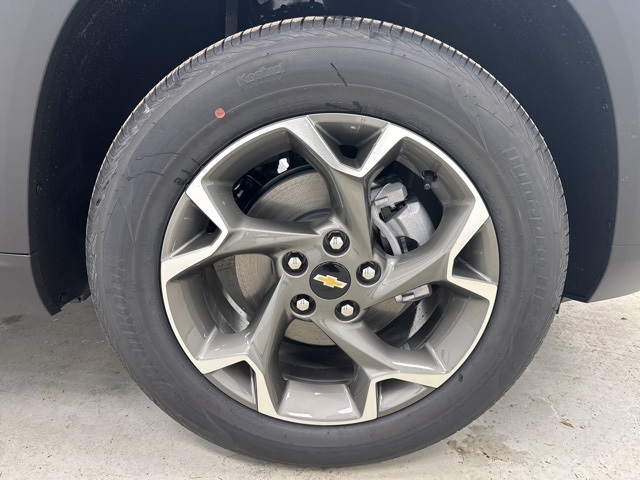 new 2026 Chevrolet Trax car, priced at $27,080