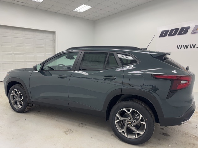 new 2026 Chevrolet Trax car, priced at $27,080