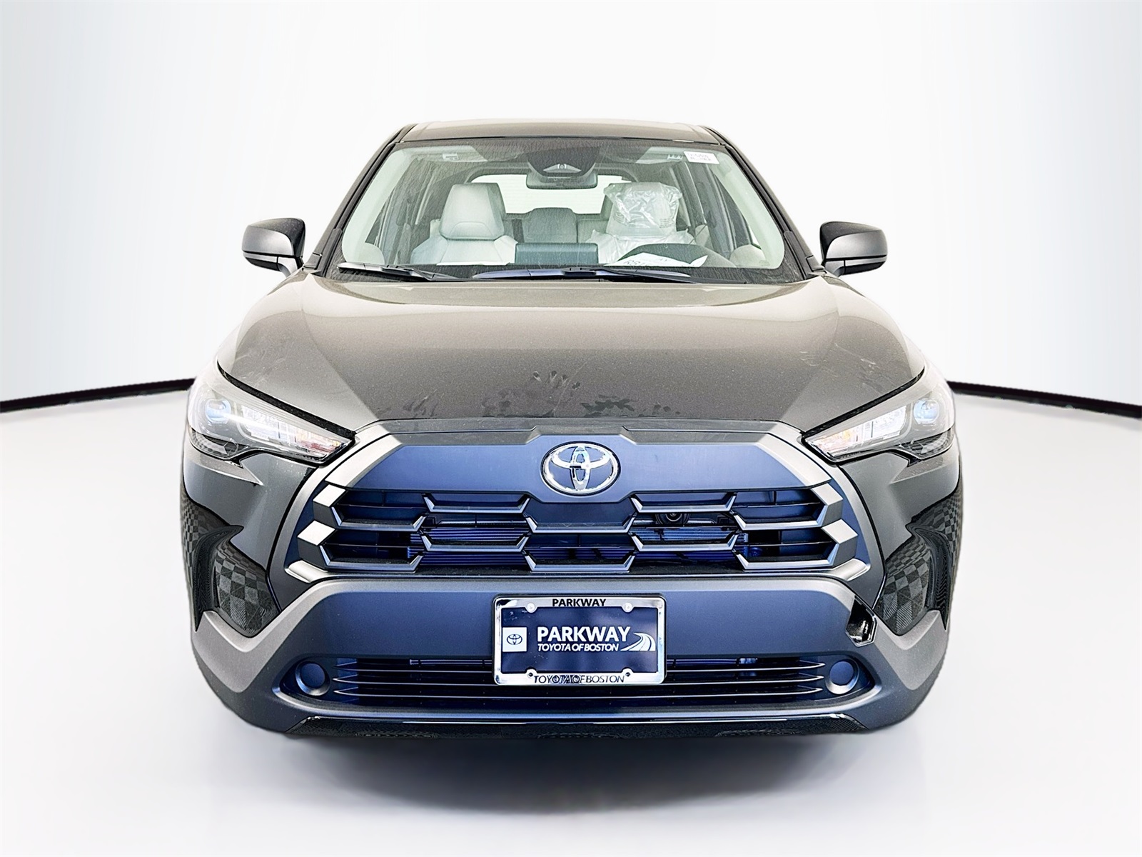 2026 Toyota Corolla Cross L photo 2