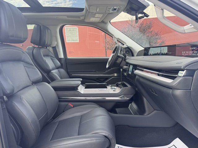2025 Lincoln Navigator L Reserve