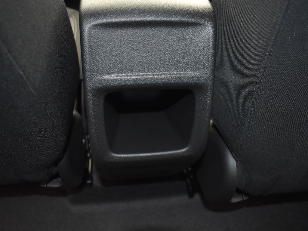 2025 Sterling Chevrolet Trax 1RS FWD SUV