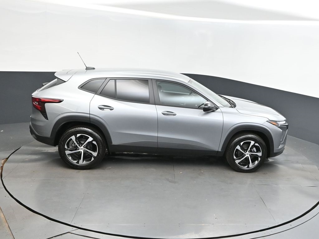 2025 Sterling Chevrolet Trax 1RS FWD SUV