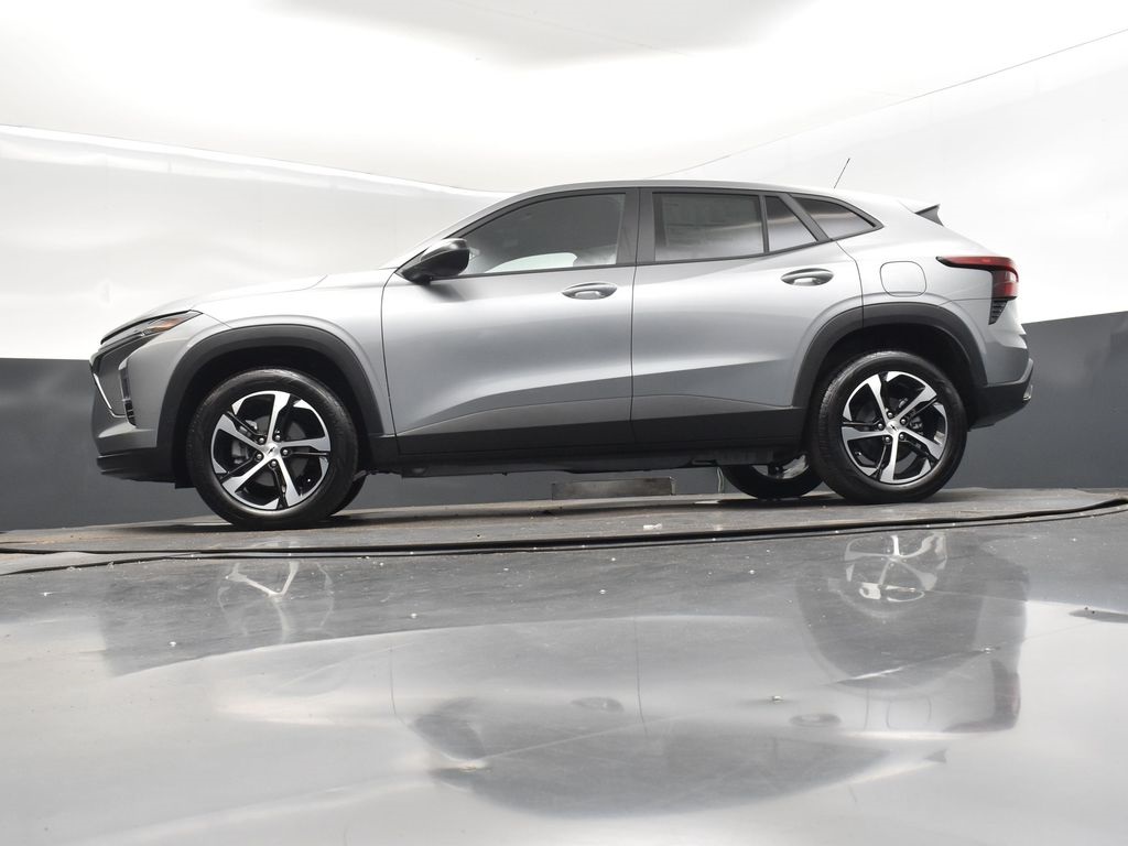 2025 Sterling Chevrolet Trax 1RS FWD SUV