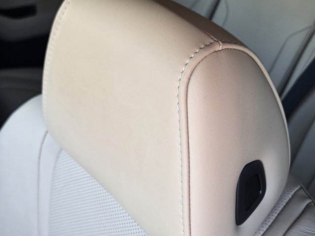 used 2023 Acura MDX car, priced at $39,300