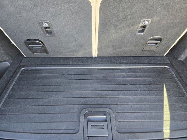 used 2023 Acura MDX car, priced at $39,300