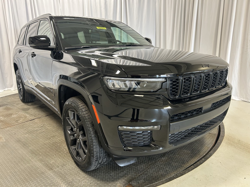 new 2025 Jeep Grand Cherokee L car, priced at $53,335