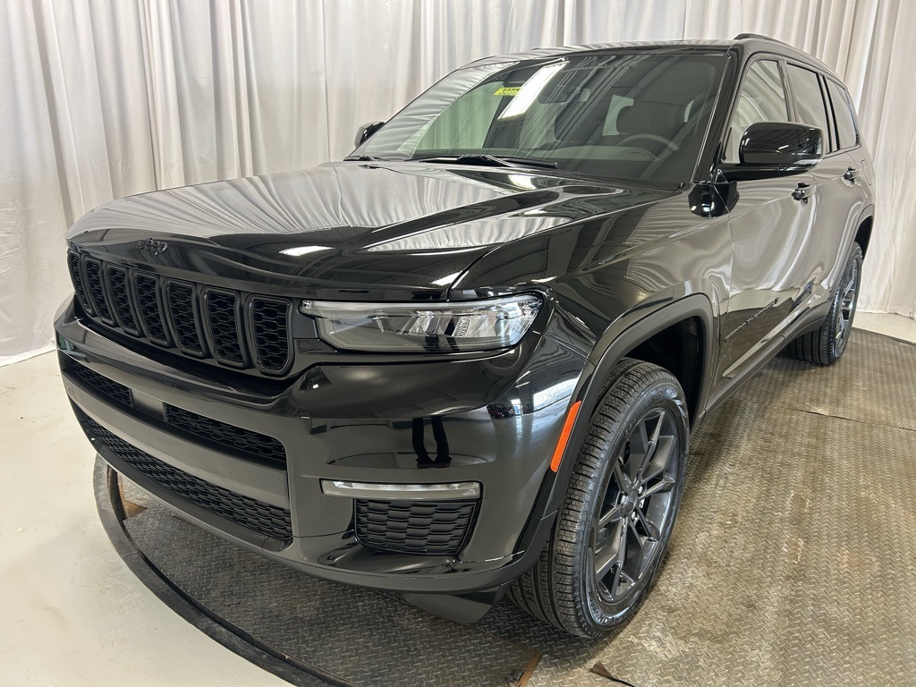 new 2025 Jeep Grand Cherokee L car, priced at $53,335