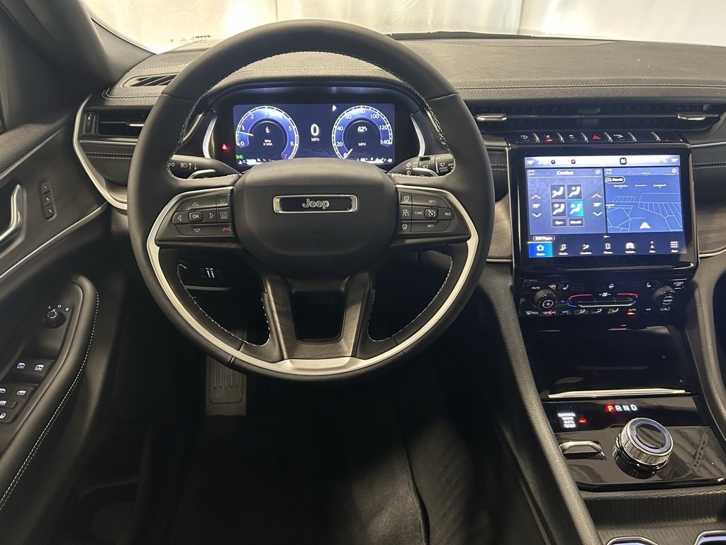 new 2025 Jeep Grand Cherokee L car, priced at $53,335