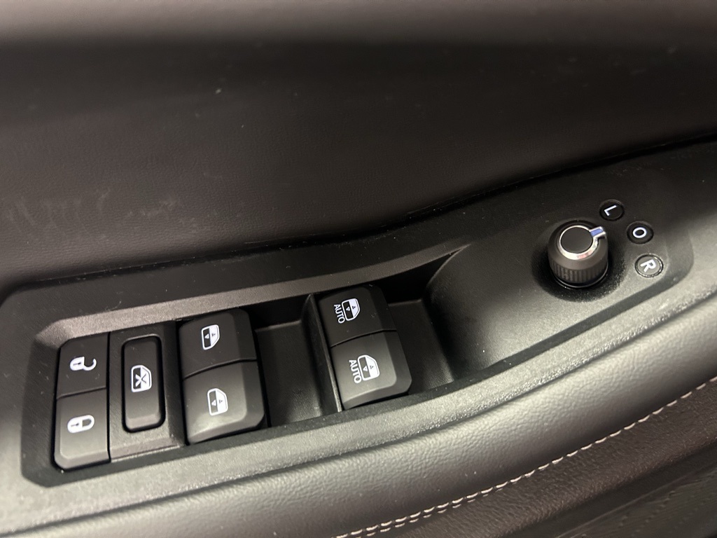 new 2025 Jeep Grand Cherokee L car, priced at $53,335