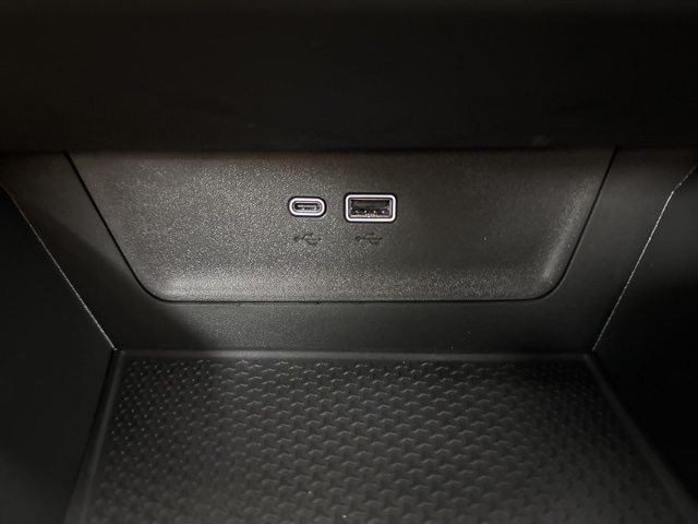 new 2026 Chevrolet Equinox car, priced at $31,045