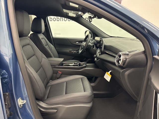 new 2026 Chevrolet Equinox car, priced at $31,045