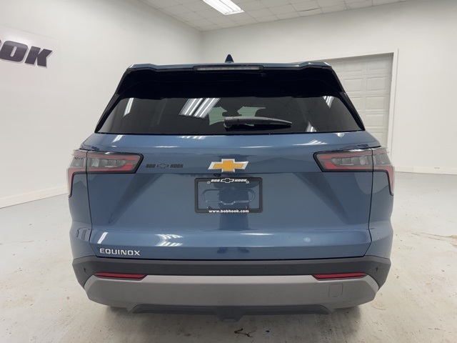 new 2026 Chevrolet Equinox car, priced at $31,045