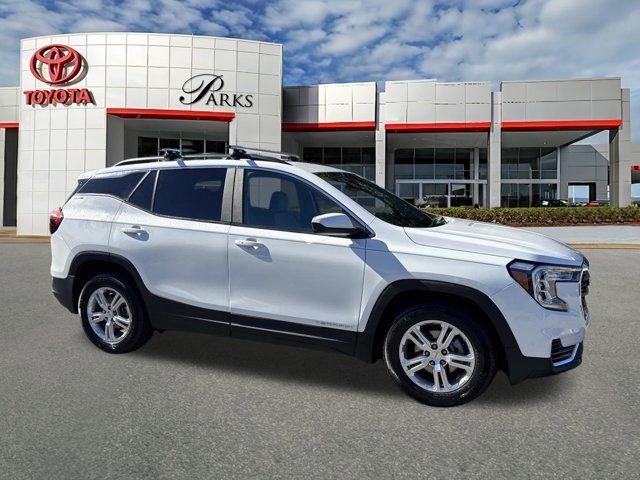 2022 GMC Terrain SLE's photo