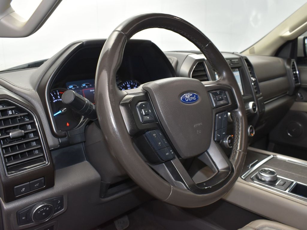 2019 White Platinum Ford Expedition Max Limited RWD SUV