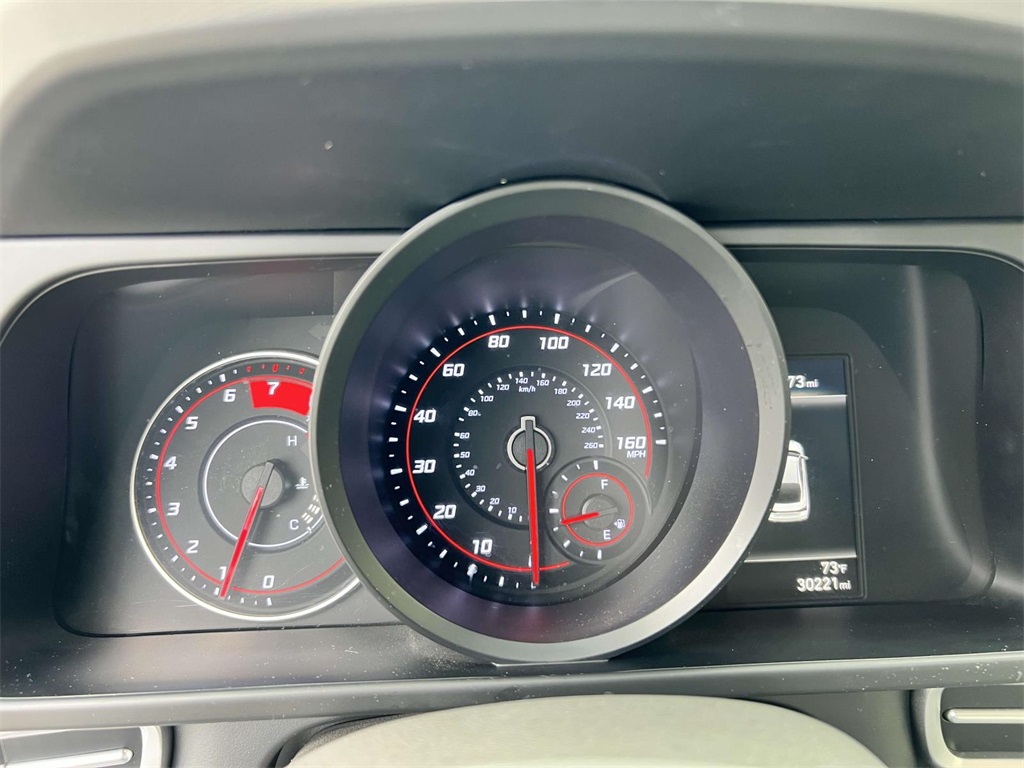 2022 Hyundai Elantra SEL photo 20