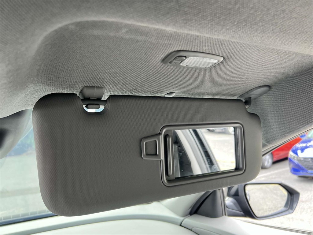 2022 Hyundai Elantra SEL photo 26