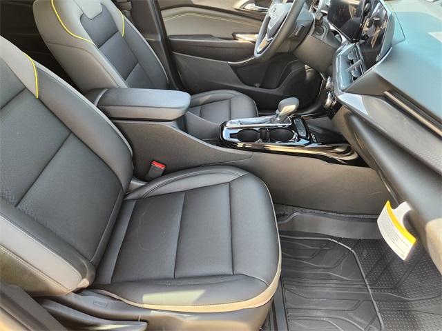 2025 Sterling Gray Metallic Chevrolet Trax ACTIV FWD SUV