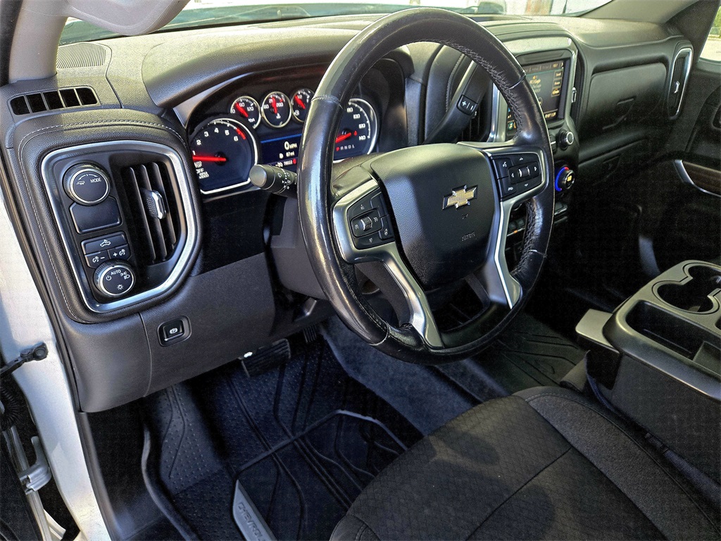 2020 Chevrolet Silverado 1500 LT photo 10