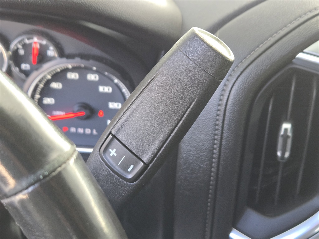 2020 Chevrolet Silverado 1500 LT photo 16